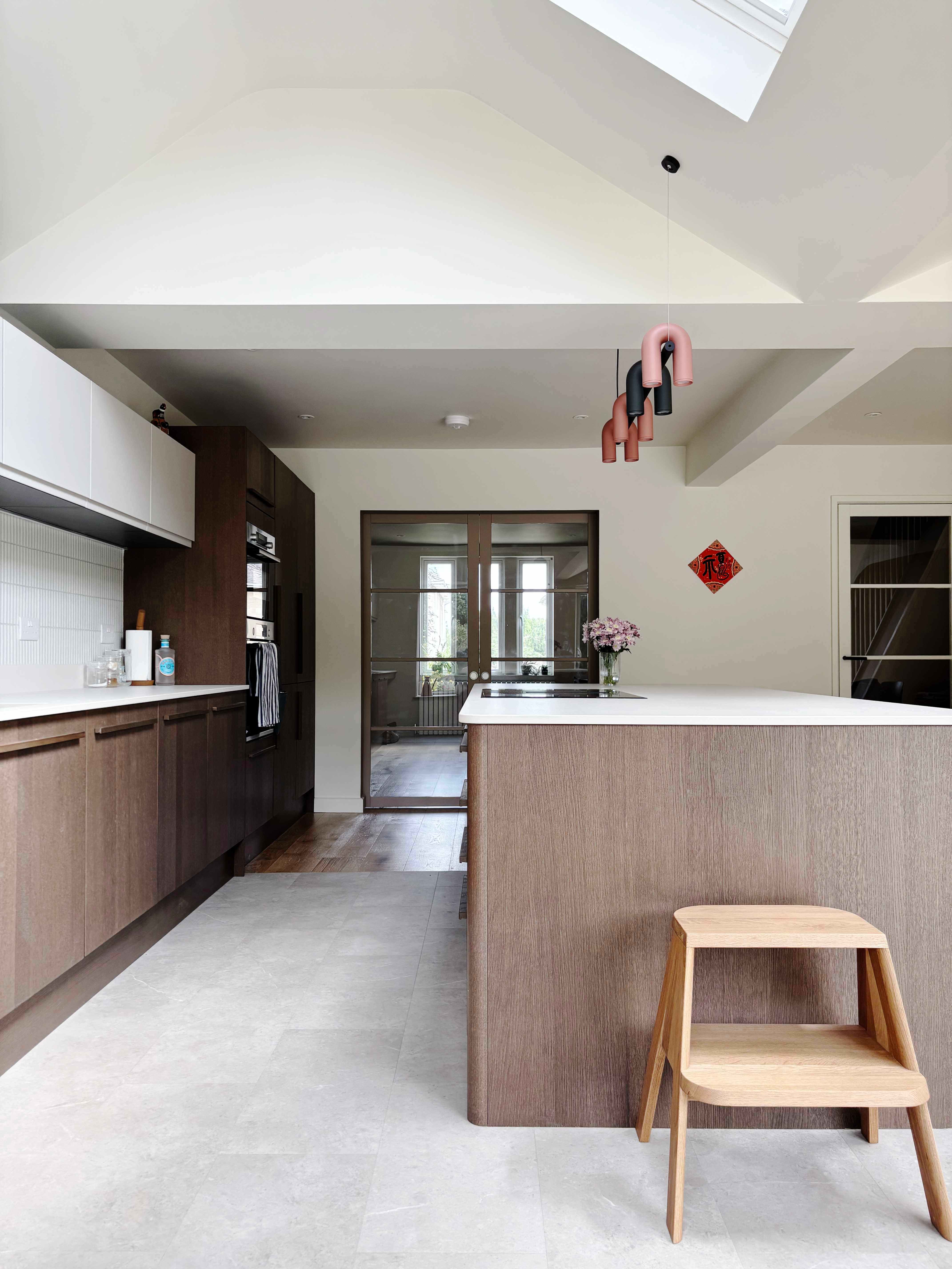 Looking towards lounge